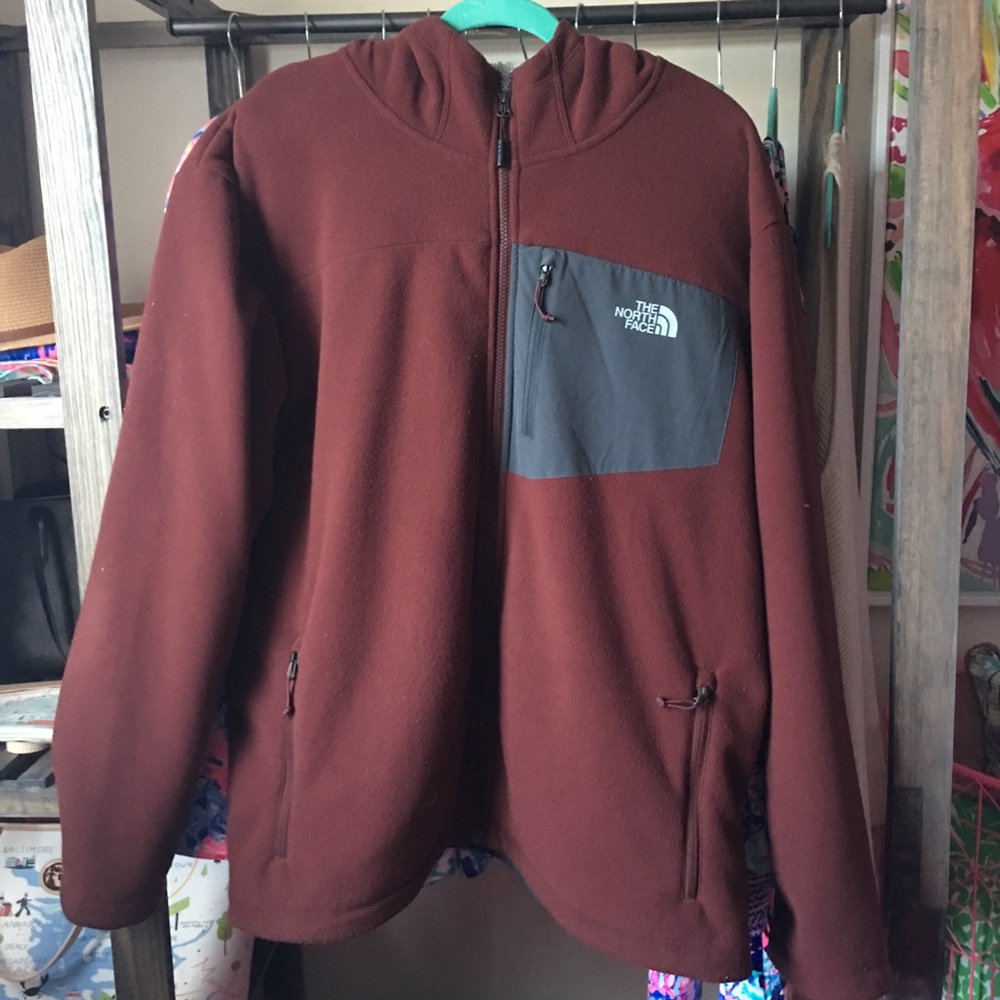 Final SALE!!! Maroon Men’s North Face Jacket